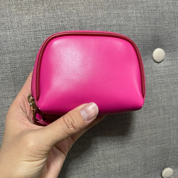 Estee lauder small pouch - Picture 2 of 3